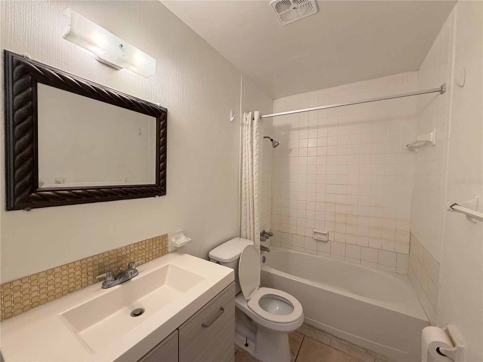 411 N Halifax Avenue #200 Daytona Beach FL 32118 O6389694 image29