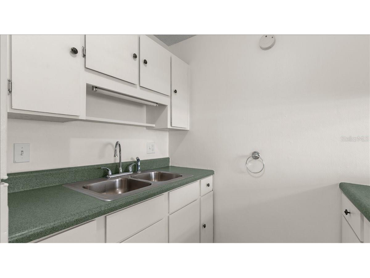411 N Halifax Avenue #304 Daytona Beach FL 32118 V4949605 image21