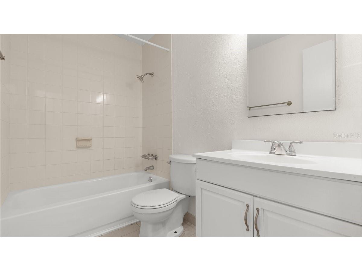 411 N Halifax Avenue #304 Daytona Beach FL 32118 V4949605 image30