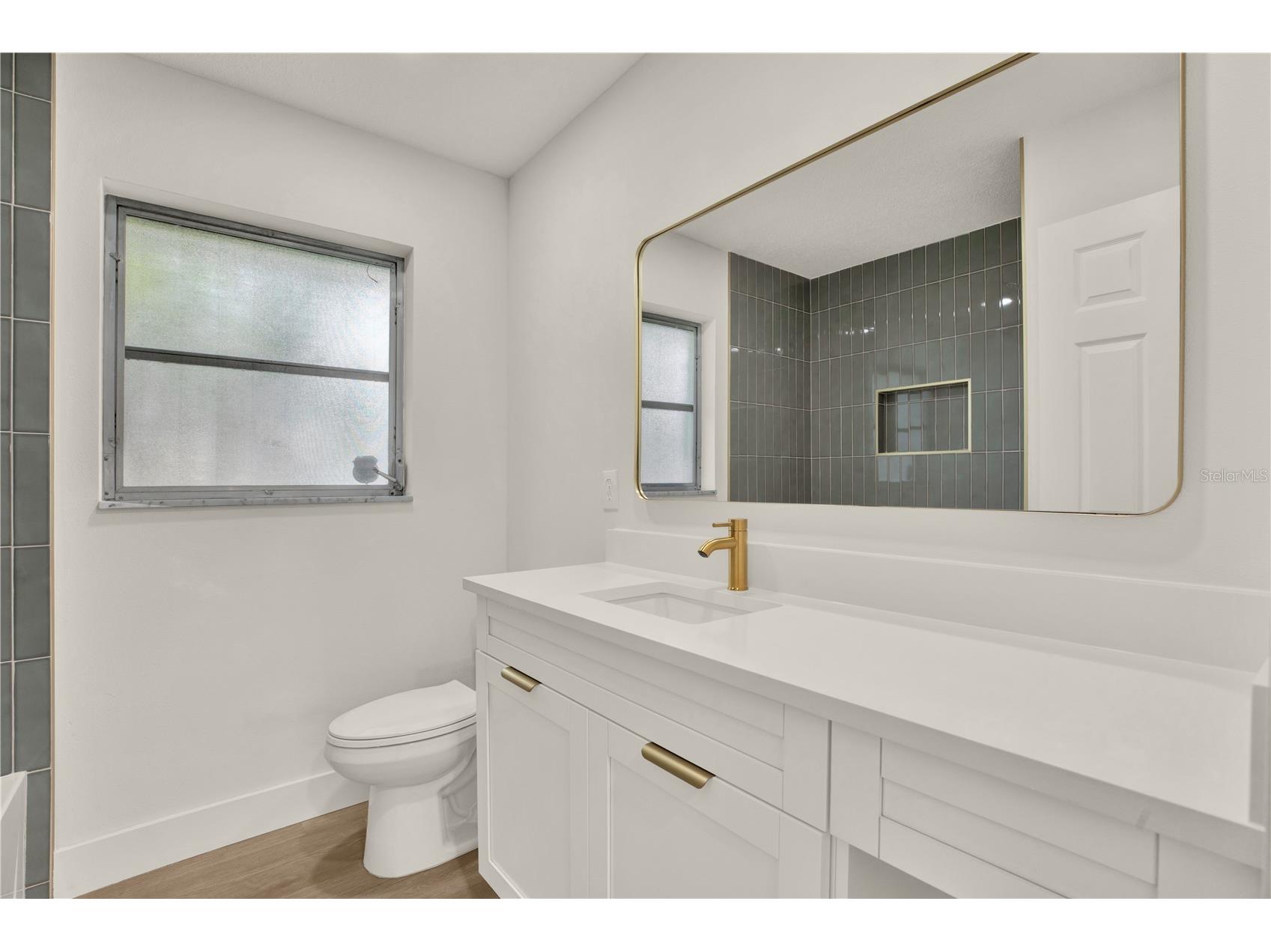 411 Palm Island NE Clearwater Beach FL 33767 TB8526168 image10
