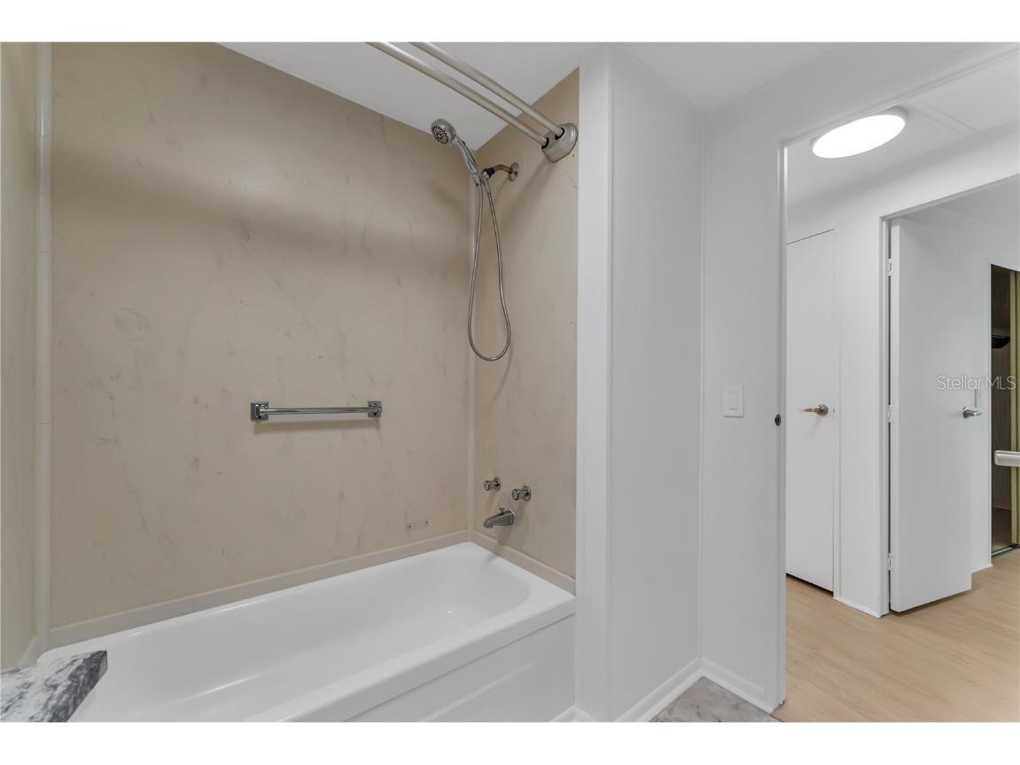 411 Palo Verde Drive Leesburg FL 34748 - LAKE HARRIS O6231287 image27