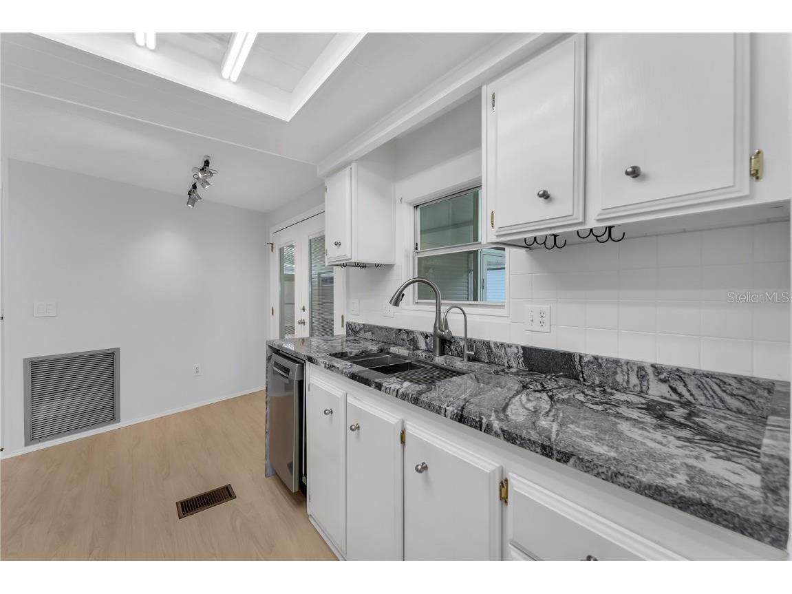 411 Palo Verde Drive Leesburg FL 34748 - LAKE HARRIS O6231287 image7