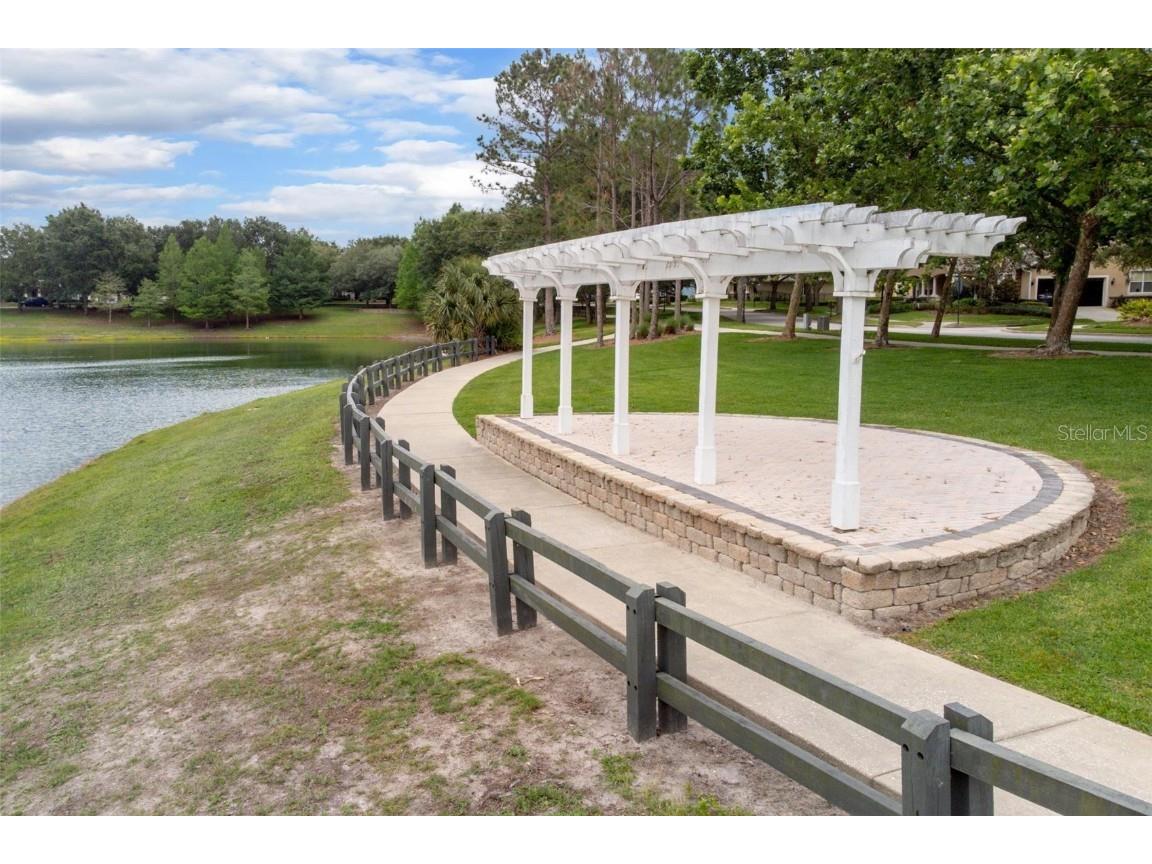 411 Park Lake Drive, Deland, FL, 32724 MLS V4936333 Edina Realty