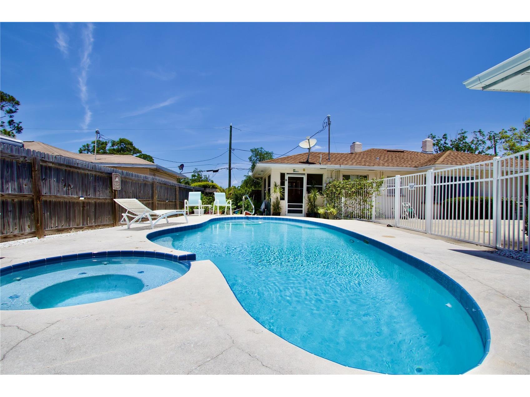 411 Pleasant Street Clearwater FL 33755 W7885997 image6