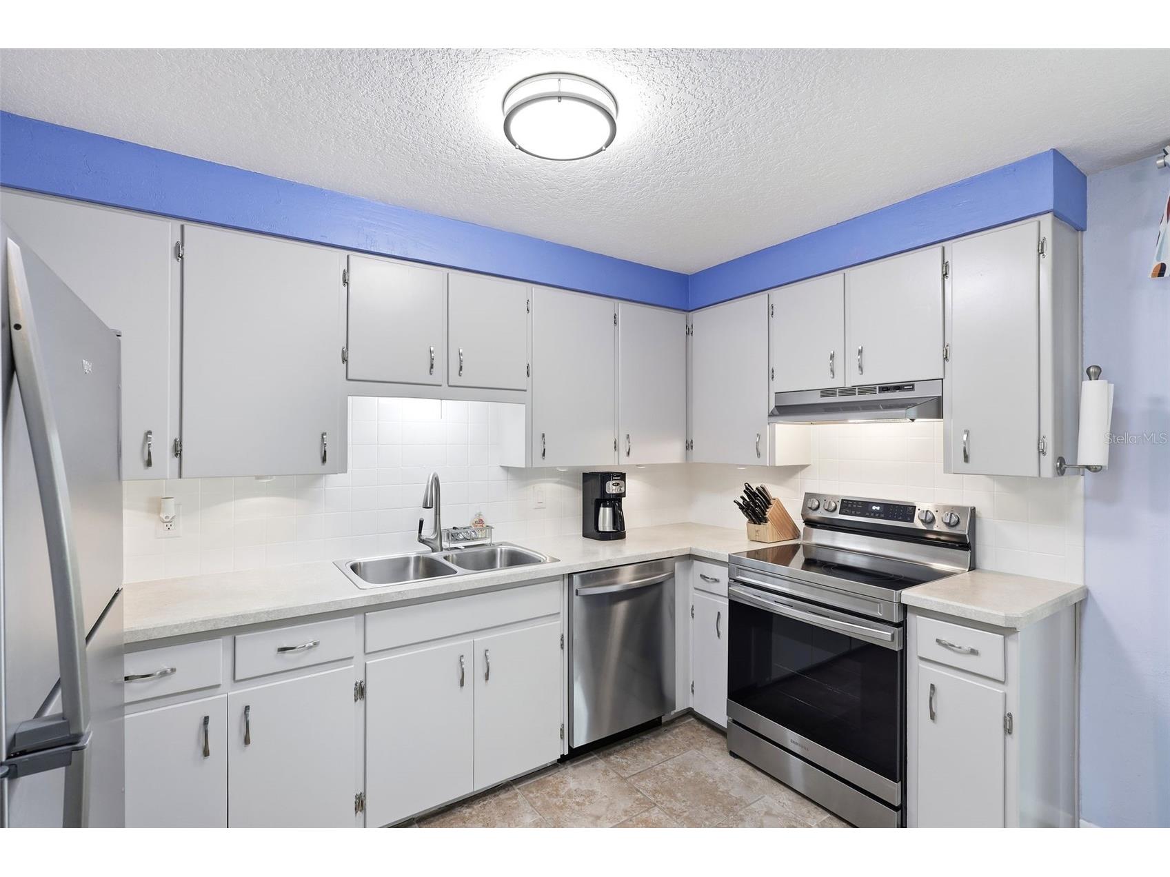 411 S Brooks Avenue Deland FL 32720 V4950149 image11