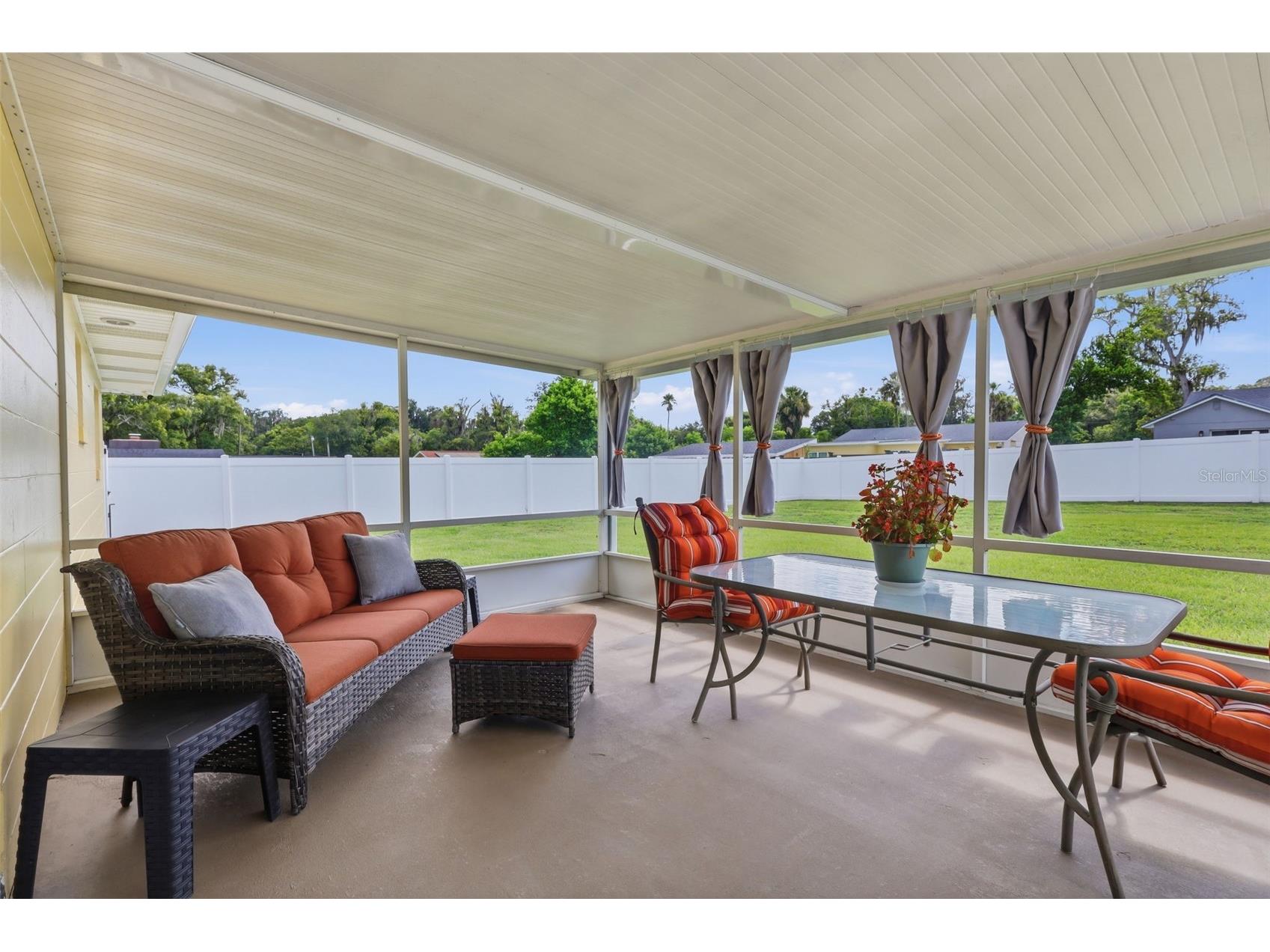 411 S Brooks Avenue Deland FL 32720 V4950149 image5