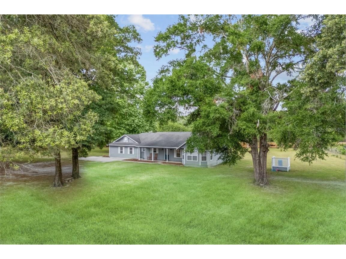 411 SW Thorne Lane, Fort White, FL, 32038 MLS GC521987 Edina Realty