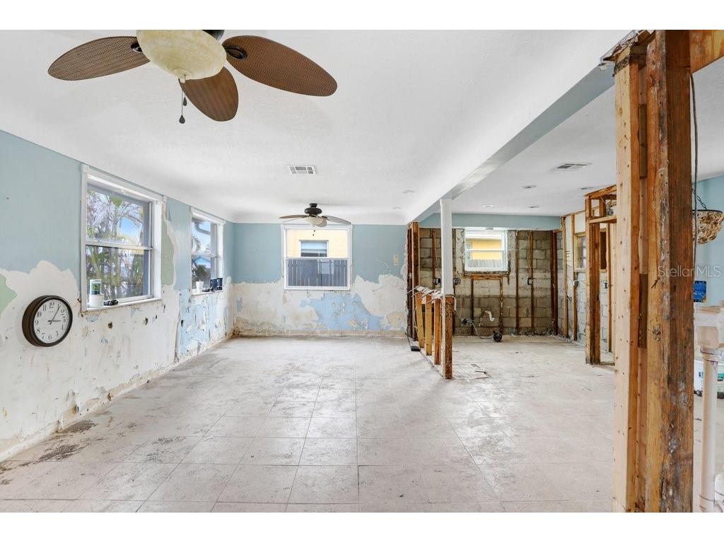 411 Virginia Avenue Madeira Beach FL 33708 TB8351115 image4