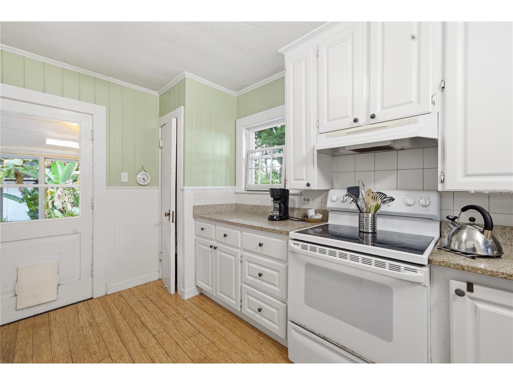 411 W 48th Street Bradenton FL 34209 A4696345 image10