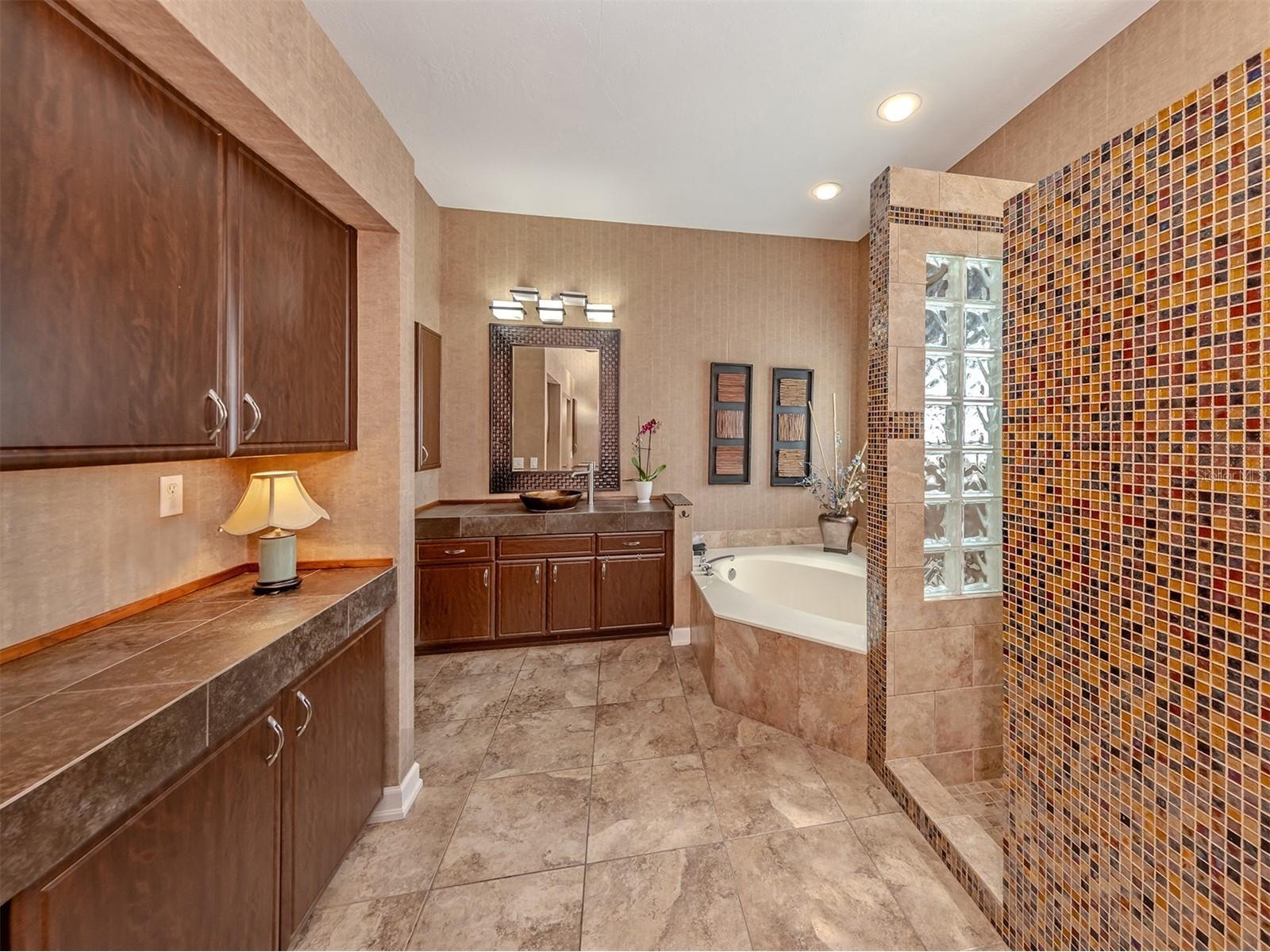 411 Wellington Court Venice FL 34292 N6143507 image18