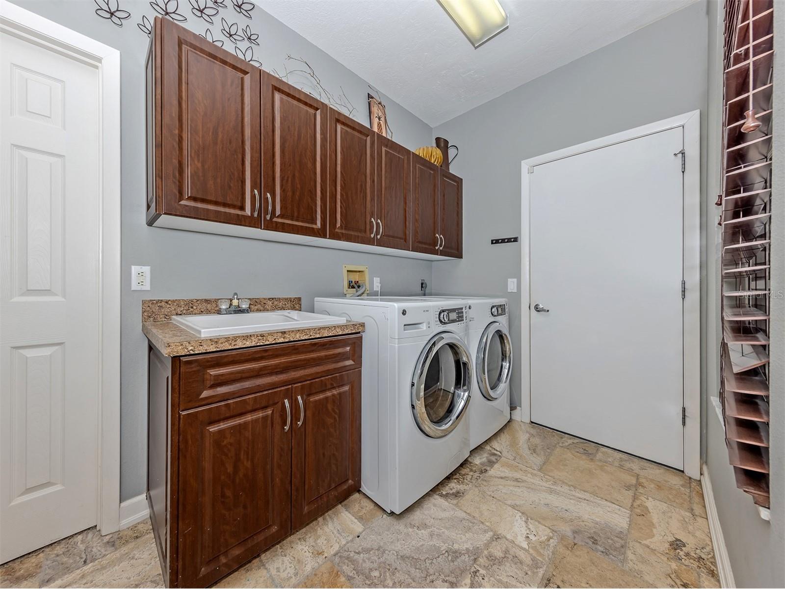 411 Wellington Court Venice FL 34292 N6143507 image24