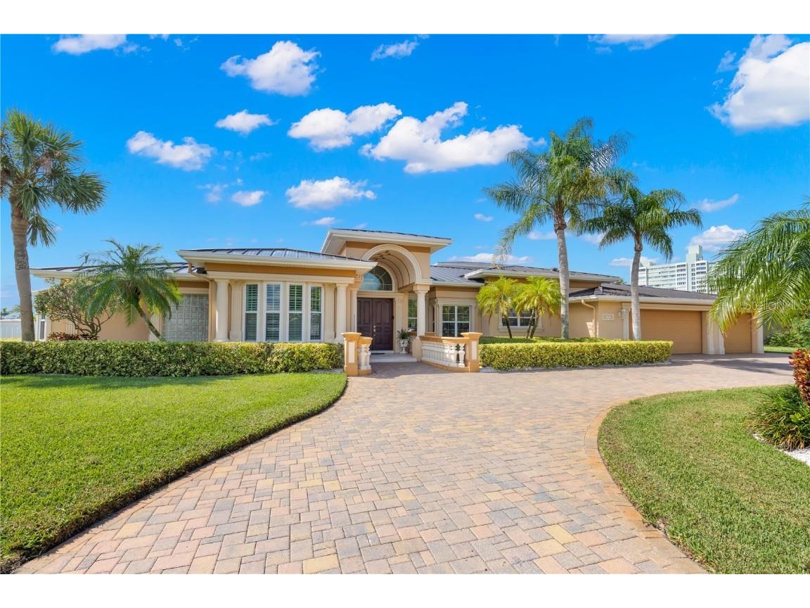 411 Windward Passage Clearwater Beach FL 33767 - CLEARWATER HARBOR U8211920 image1