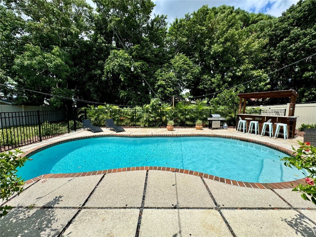 4110 27th Avenue W Bradenton FL 34205 A4620567 image1