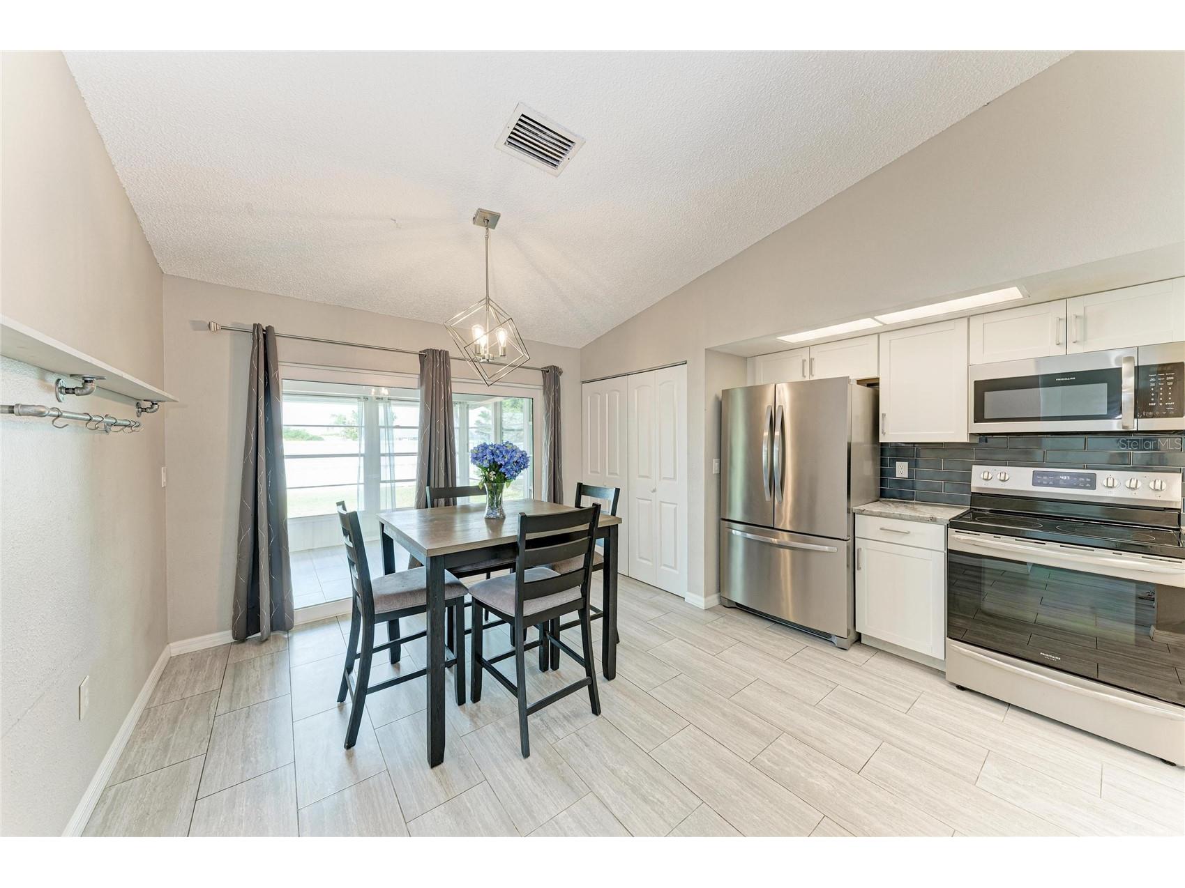 4110 39th Ave W Bradenton FL 34205 A4688785 image16