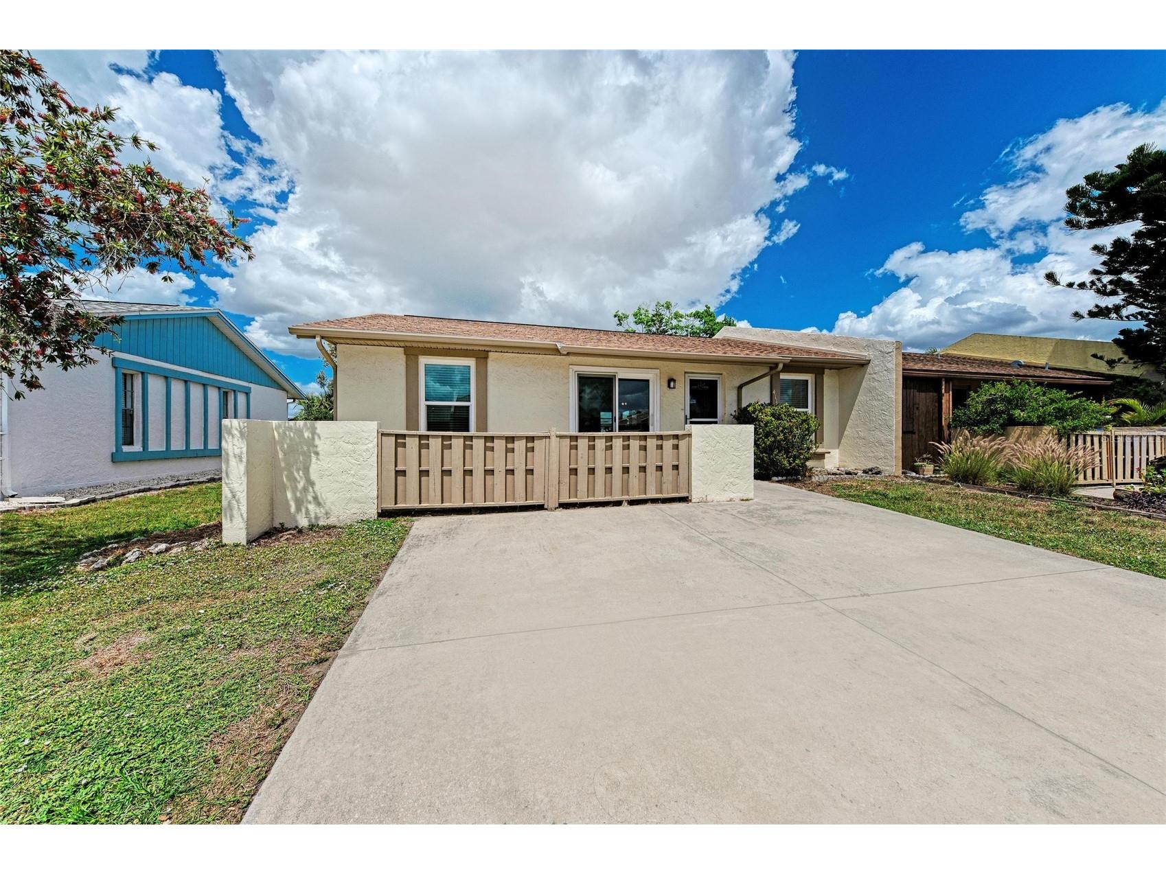 4110 39th Ave W Bradenton FL 34205 A4688785 image5