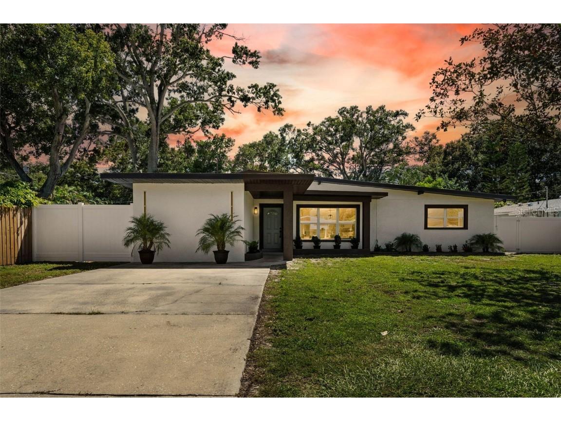 4110 41 Avenue N Saint Petersburg FL 33714 U8213991 image1