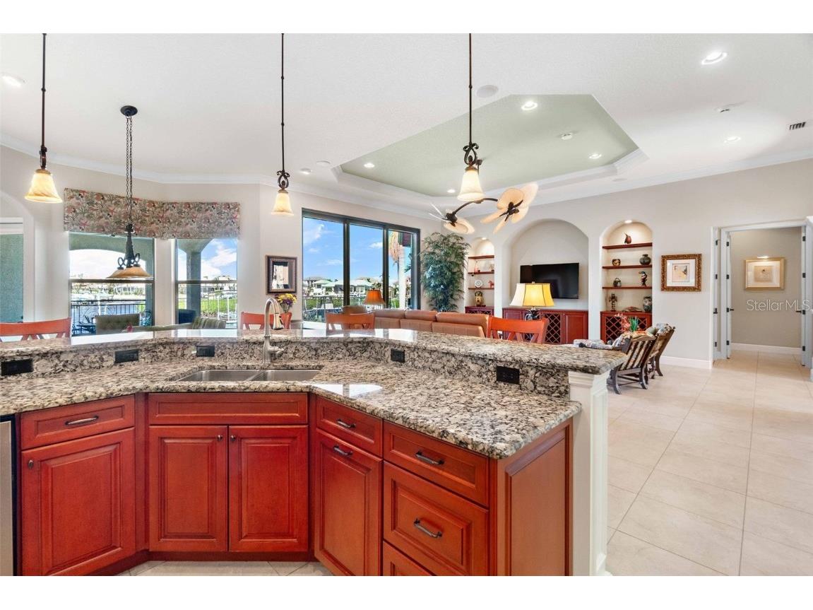 4110 Commodore Boulevard Cortez FL 34215 A4637826 image10