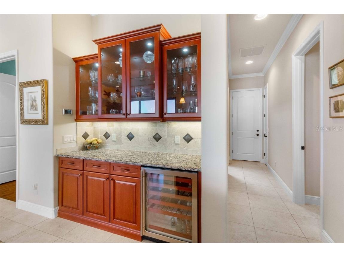 4110 Commodore Boulevard Cortez FL 34215 A4637826 image12