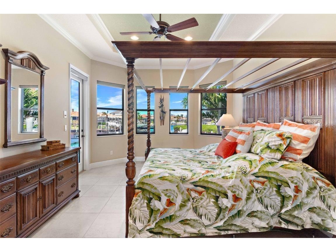 4110 Commodore Boulevard Cortez FL 34215 A4637826 image13