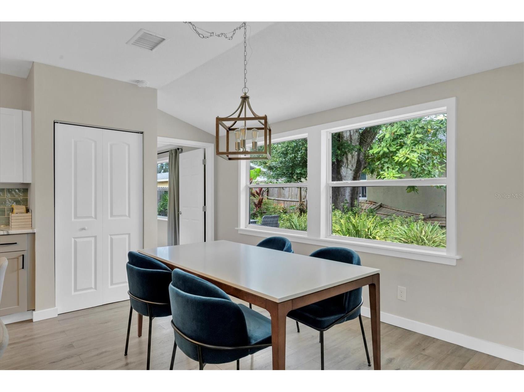 4110 Iola Drive Sarasota FL 34231 A4691495 image11