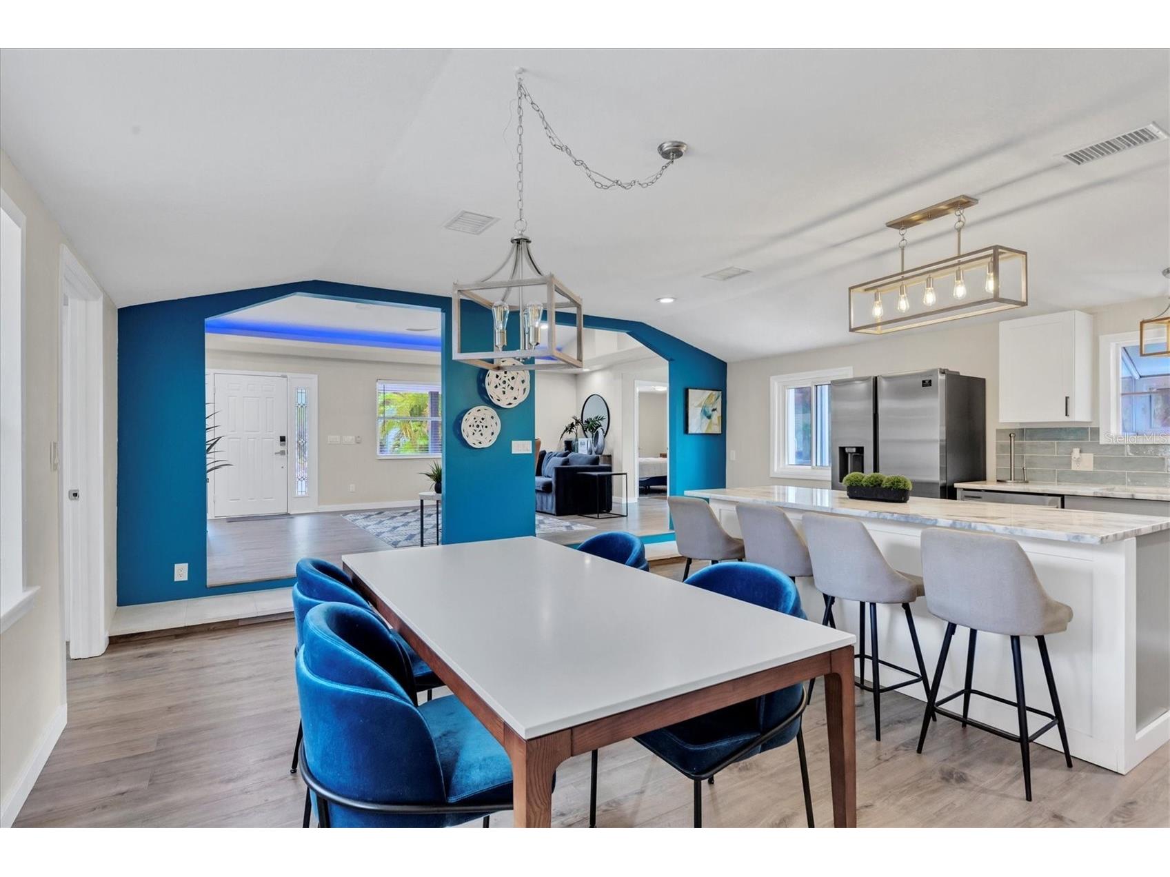 4110 Iola Drive Sarasota FL 34231 A4691495 image12