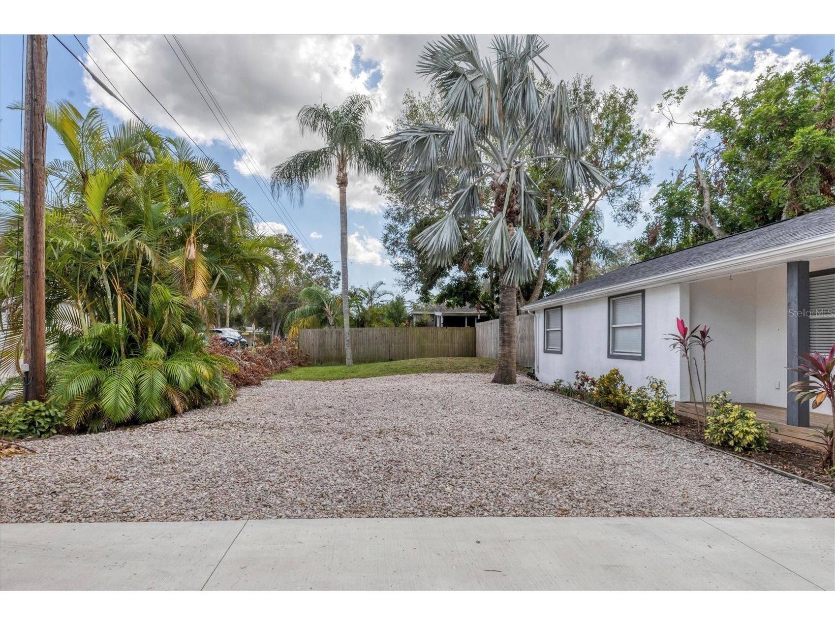4110 Iola Drive Sarasota FL 34231 A4691495 image3