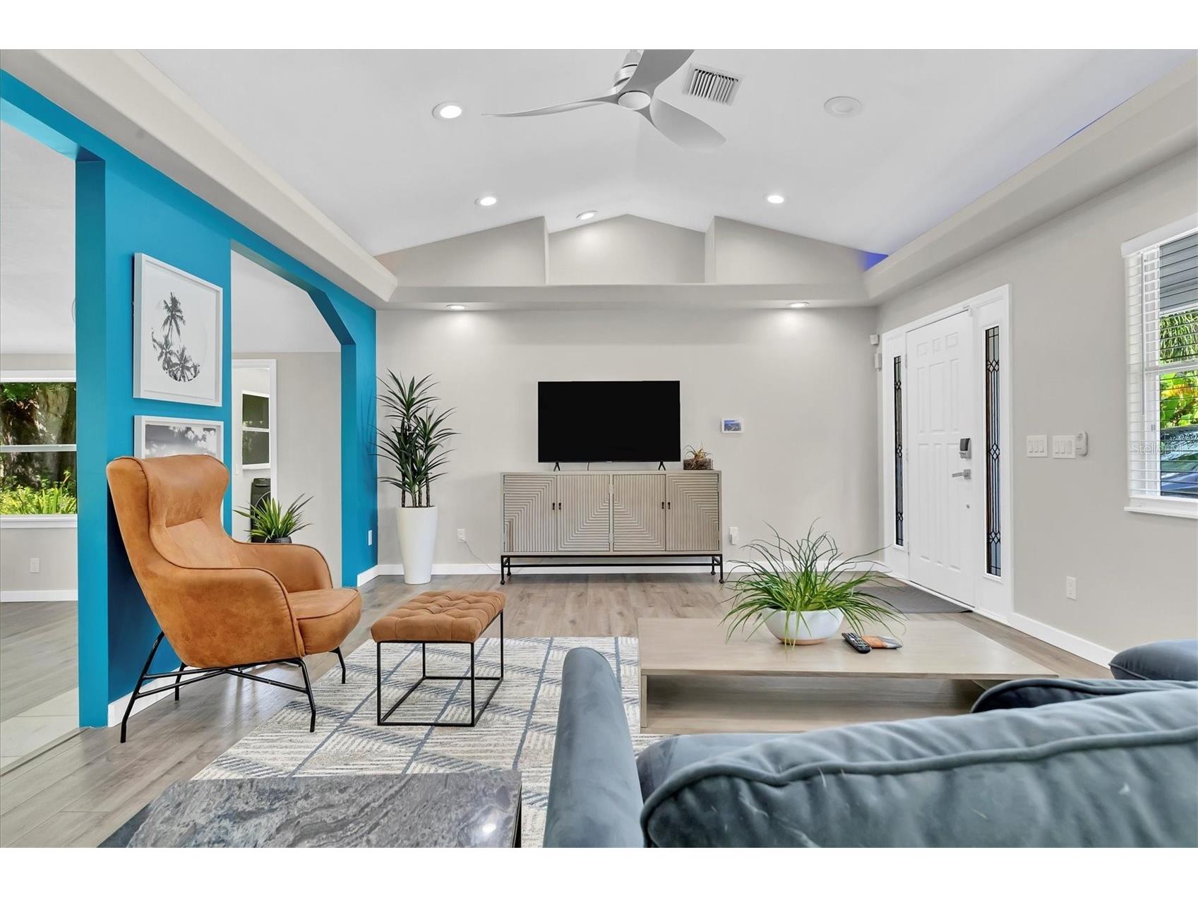 4110 Iola Drive Sarasota FL 34231 A4691495 image7