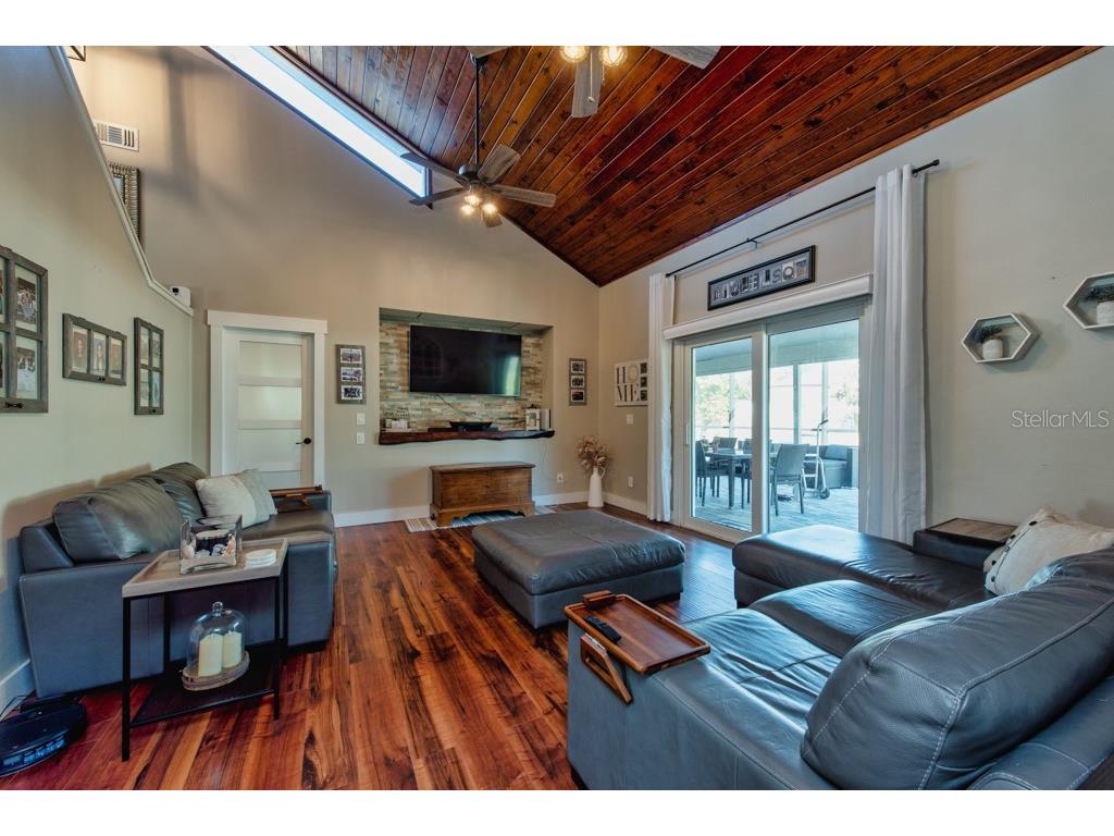 4110 Meadow Run Lane Wesley Chapel FL 33543 TB8471612 image4