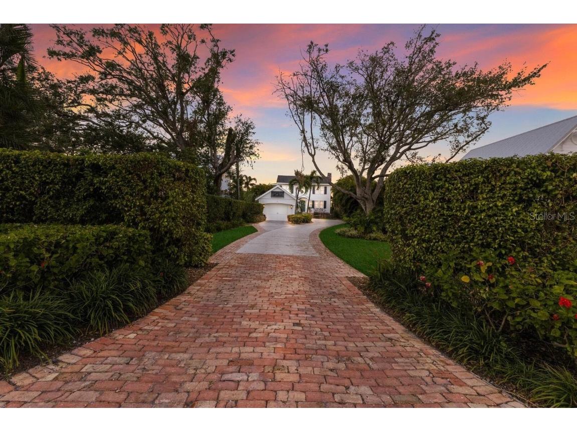 4110 Riverview Boulevard Bradenton FL 34209 - MANATEE RIVER A4631589 image1