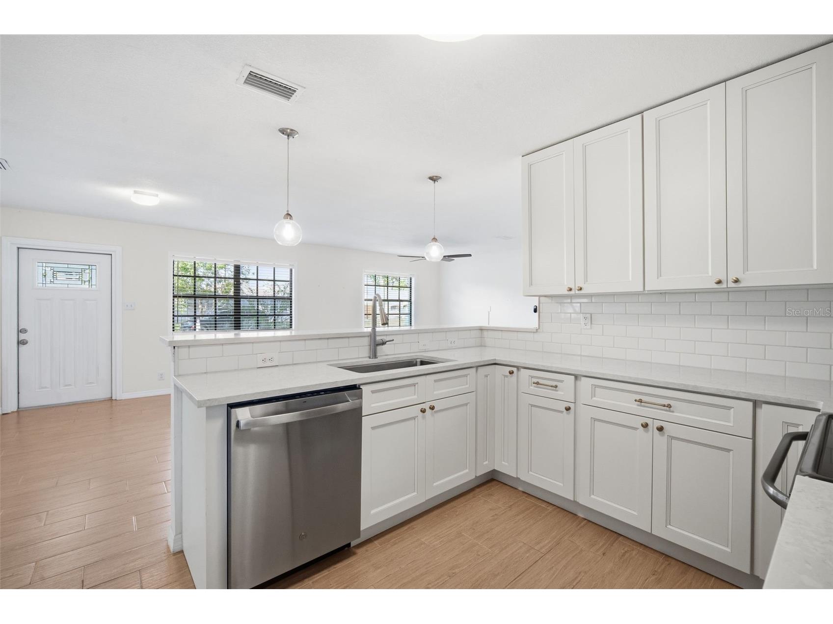 4110 W Leila Avenue Tampa FL 33616 TB8489387 image11