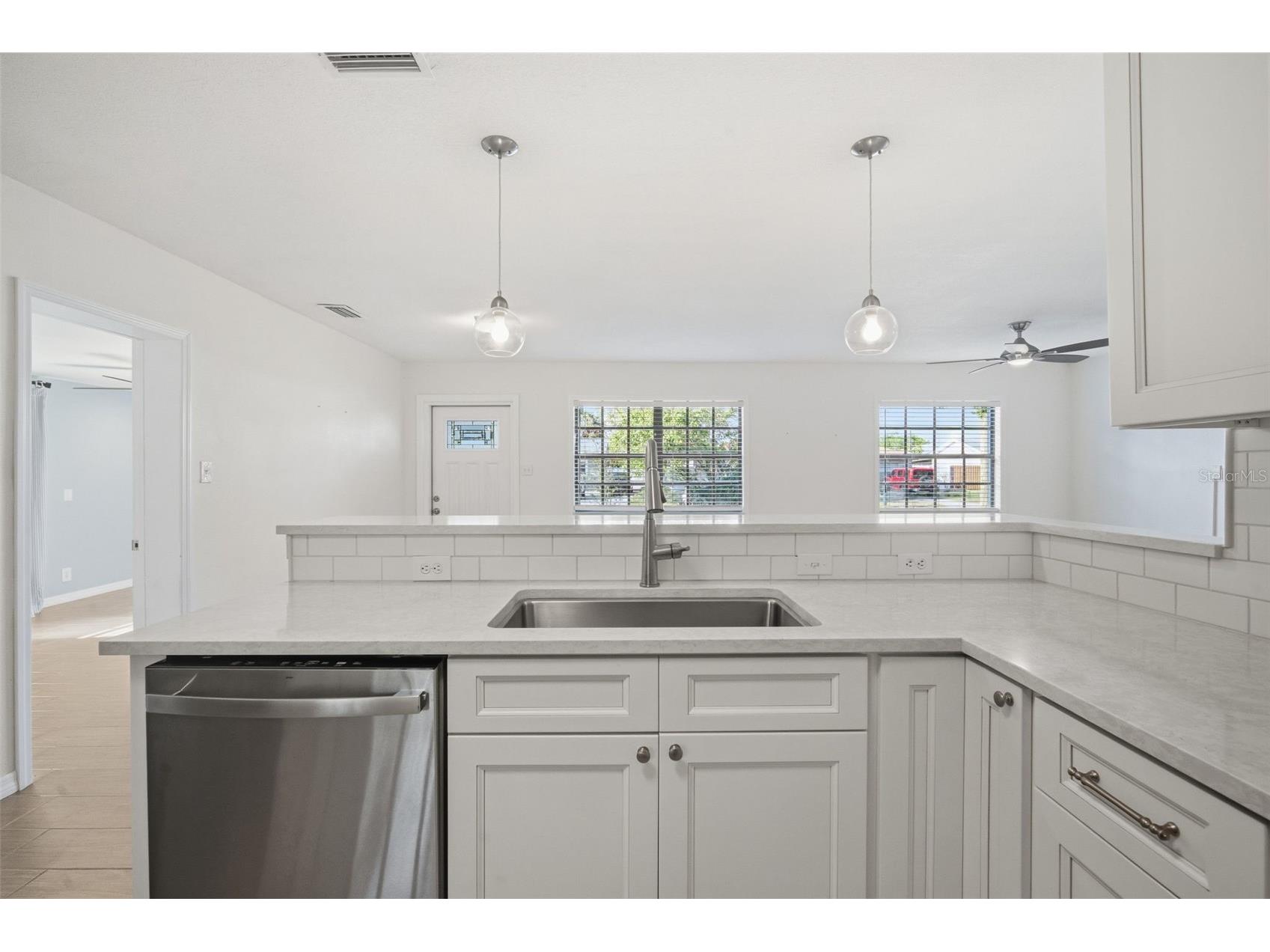 4110 W Leila Avenue Tampa FL 33616 TB8489387 image13