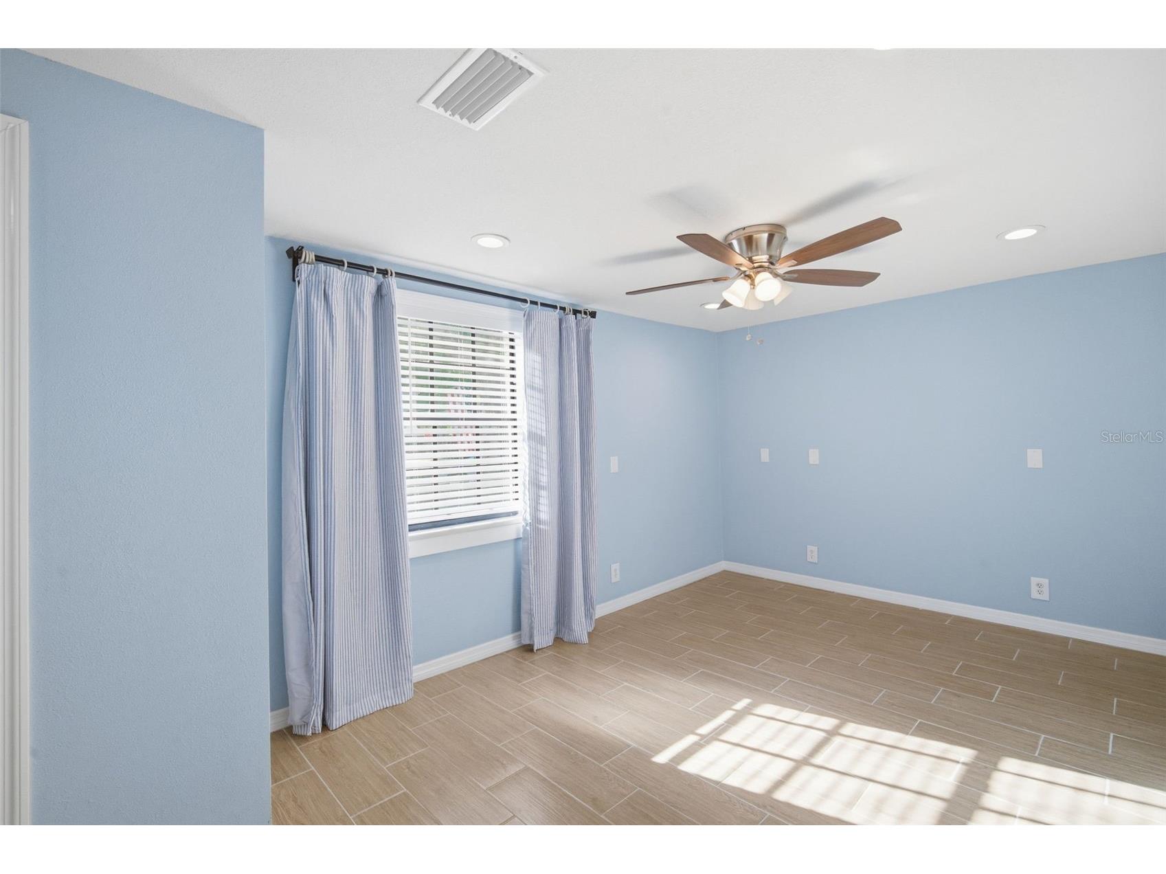 4110 W Leila Avenue Tampa FL 33616 TB8489387 image14