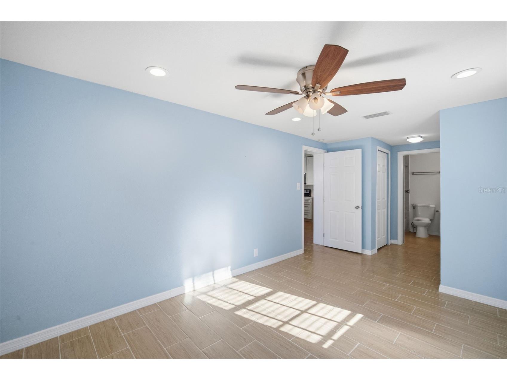 4110 W Leila Avenue Tampa FL 33616 TB8489387 image16