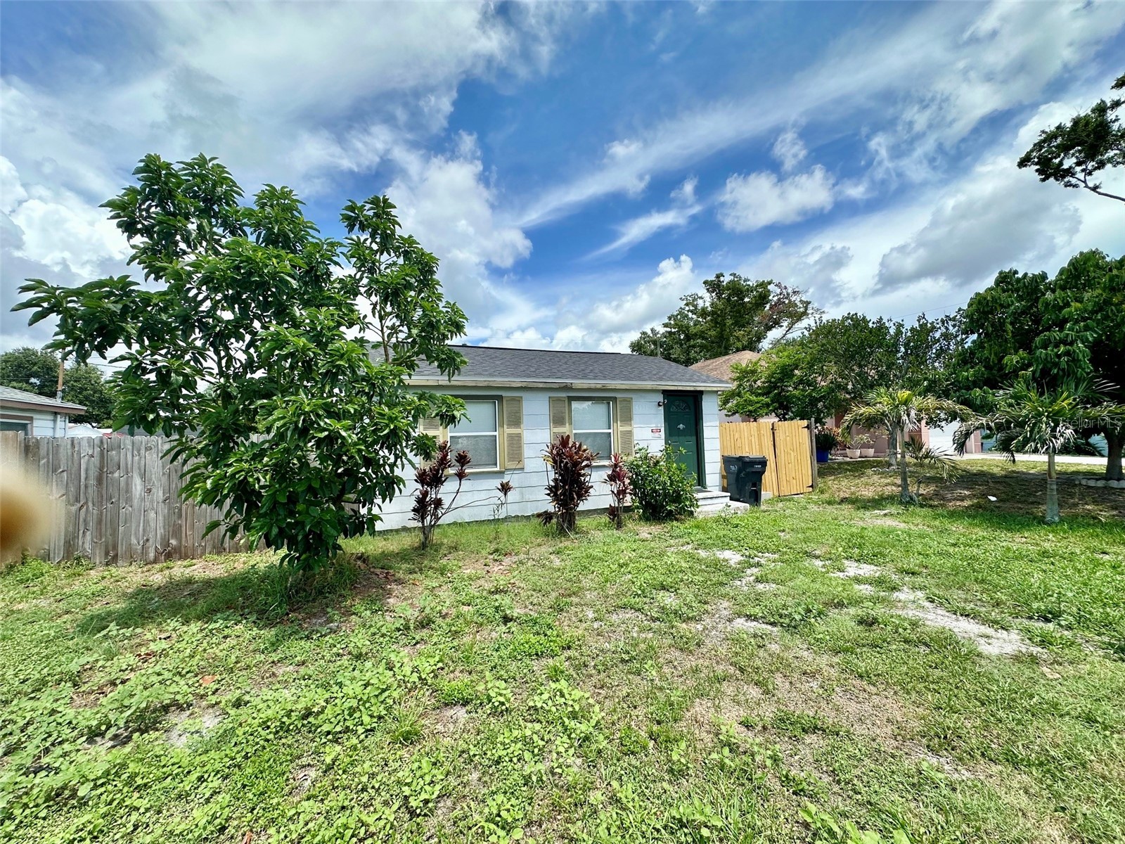 4111 28th Street N Saint Petersburg FL 33714 TB8527833 image1