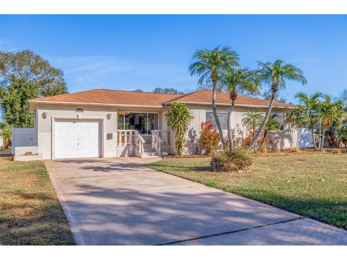 4111 32nd Avenue N Saint Petersburg FL 33713 TB8334957 image1