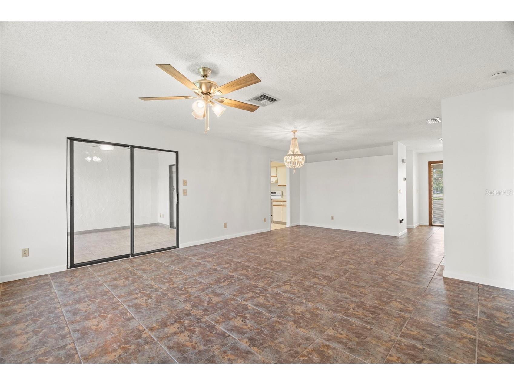 4111 89th Avenue N Pinellas Park FL 33782 TB8423604 image10