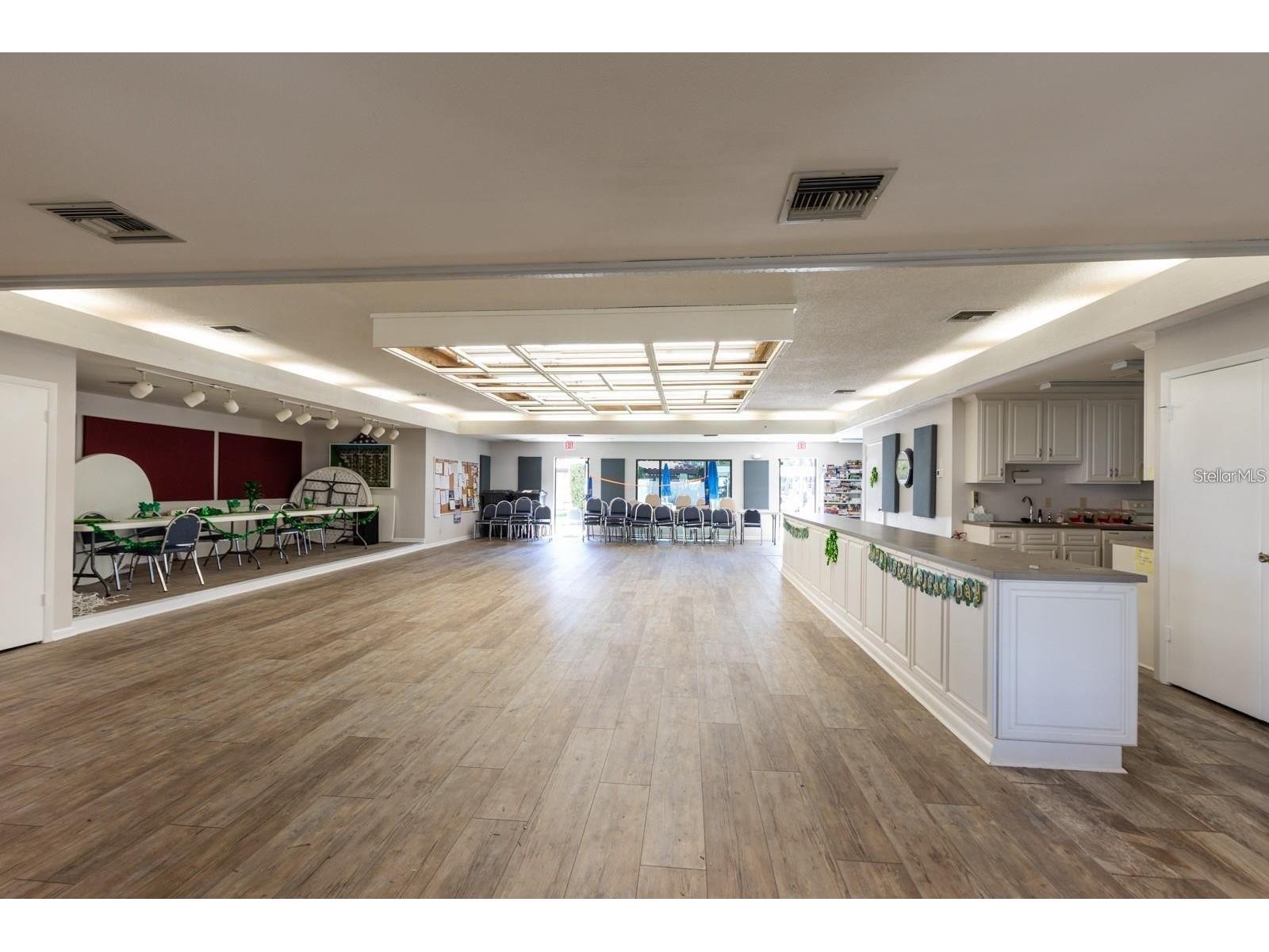 4111 89th Avenue N Pinellas Park FL 33782 TB8423604 image41