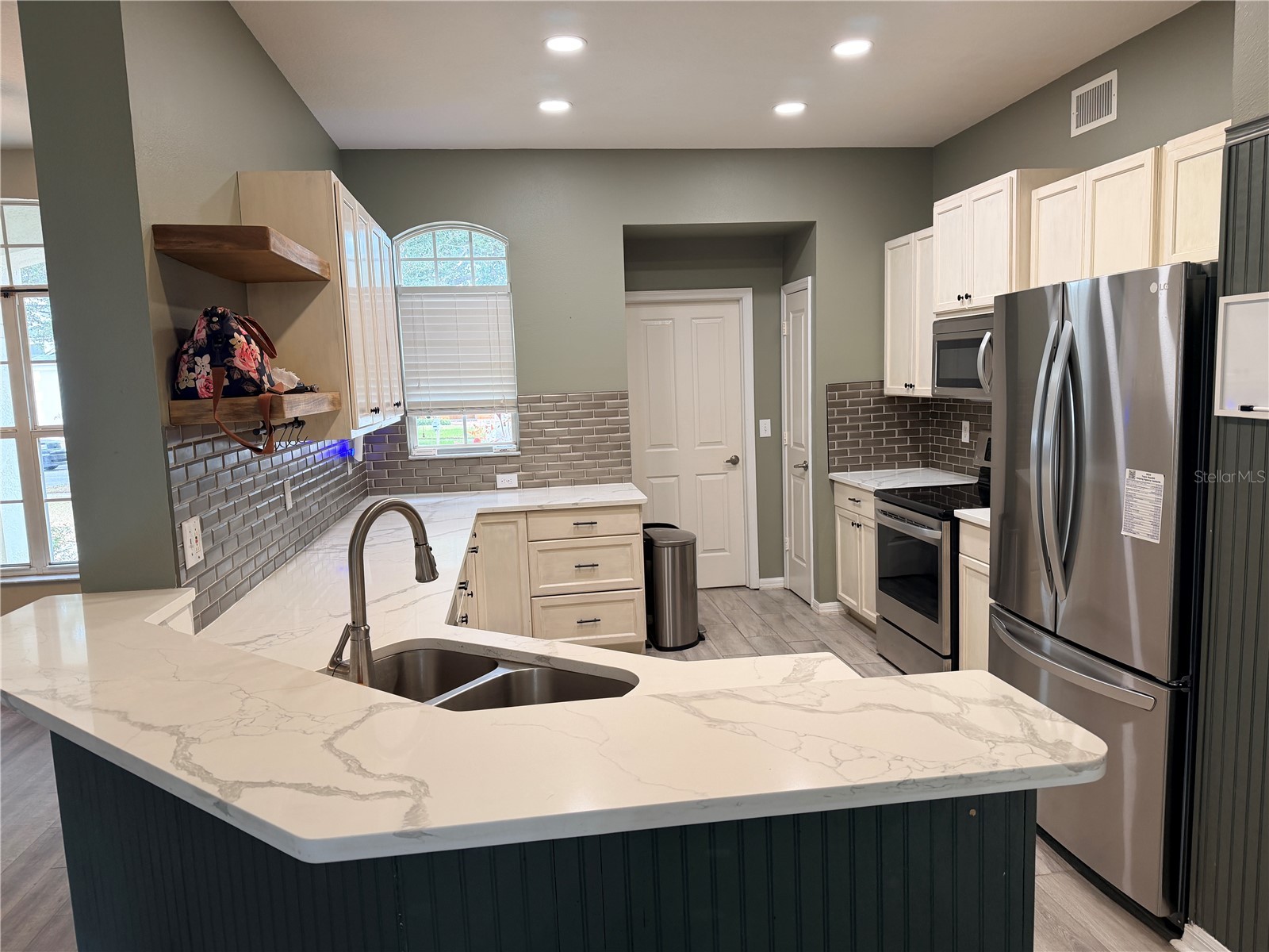 4111 Amber Ridge Lane Valrico FL 33594 TB8477156 image10