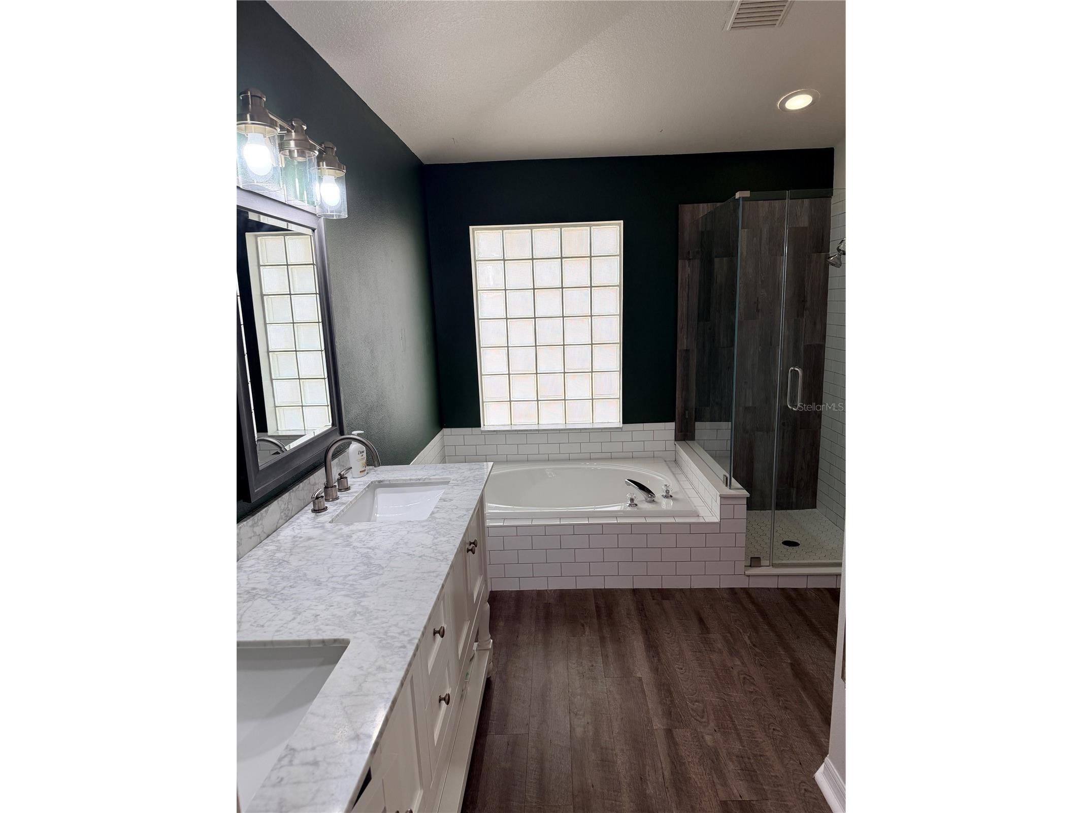 4111 Amber Ridge Lane Valrico FL 33594 TB8477156 image16