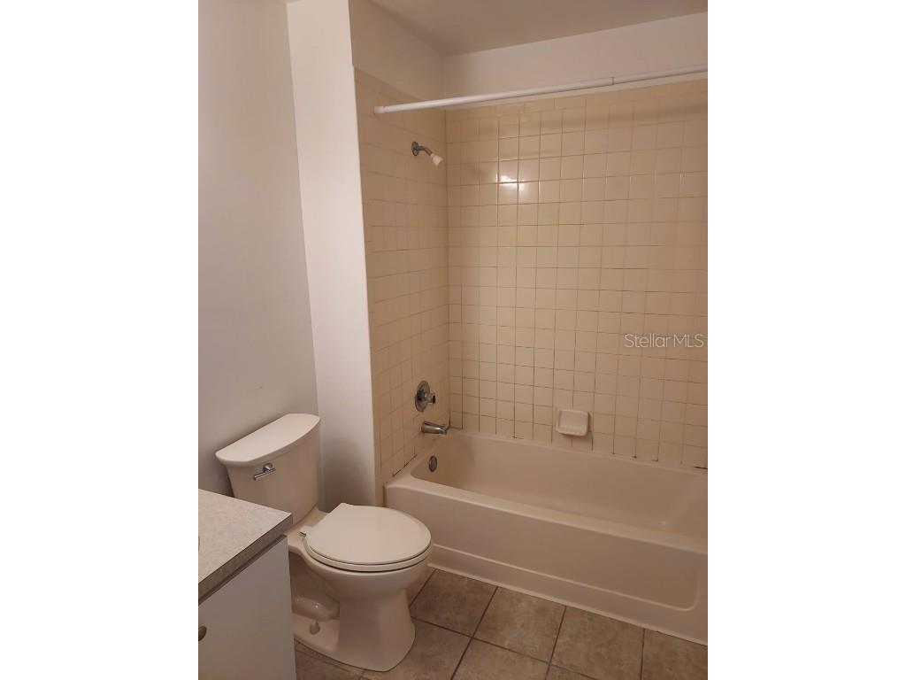 4111 Ashford Green Place #B203 Tampa FL 33613 TB8393850 image8