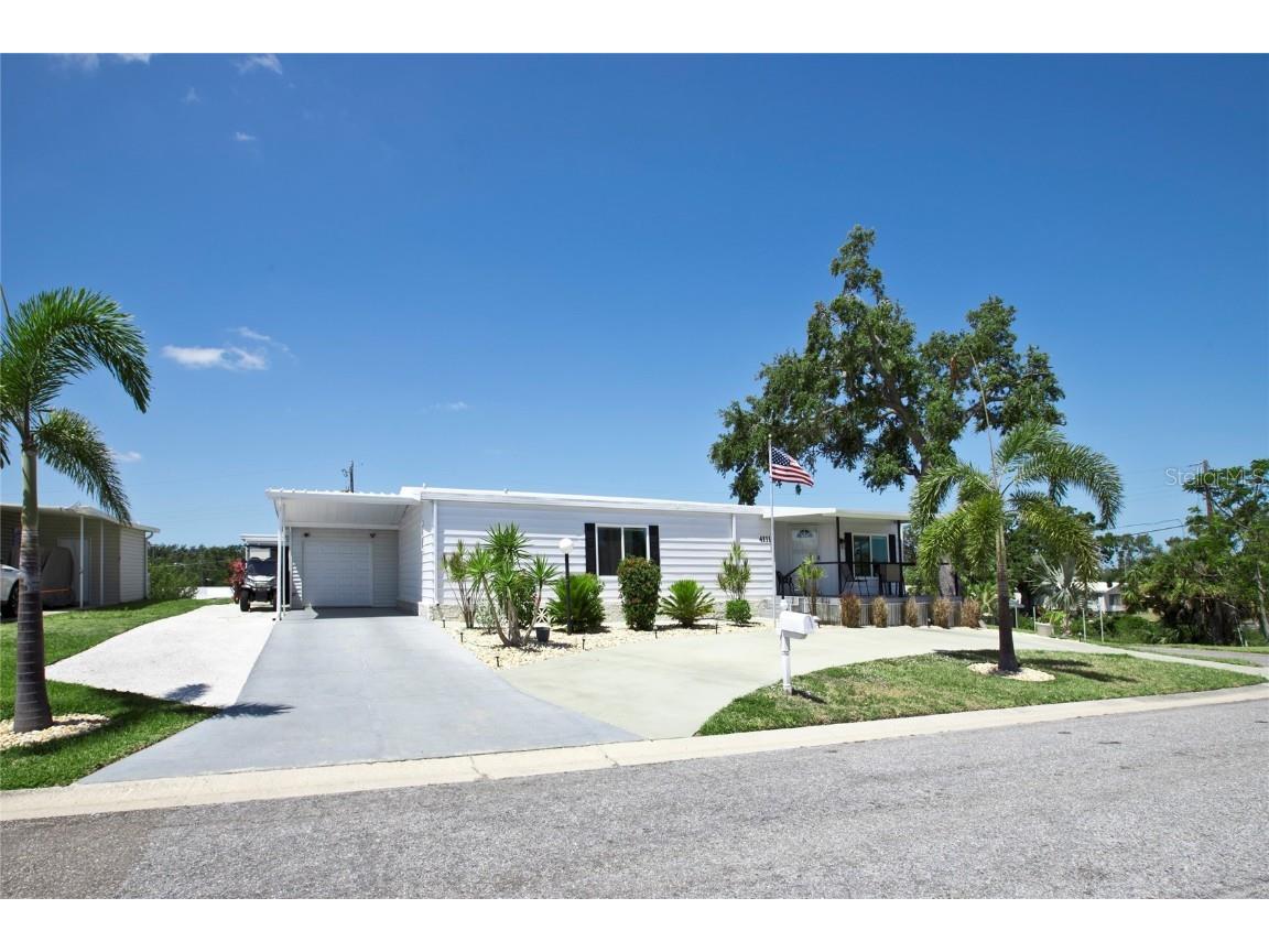 4111 E 13th Street E Ellenton FL 34222 A4650987 image2