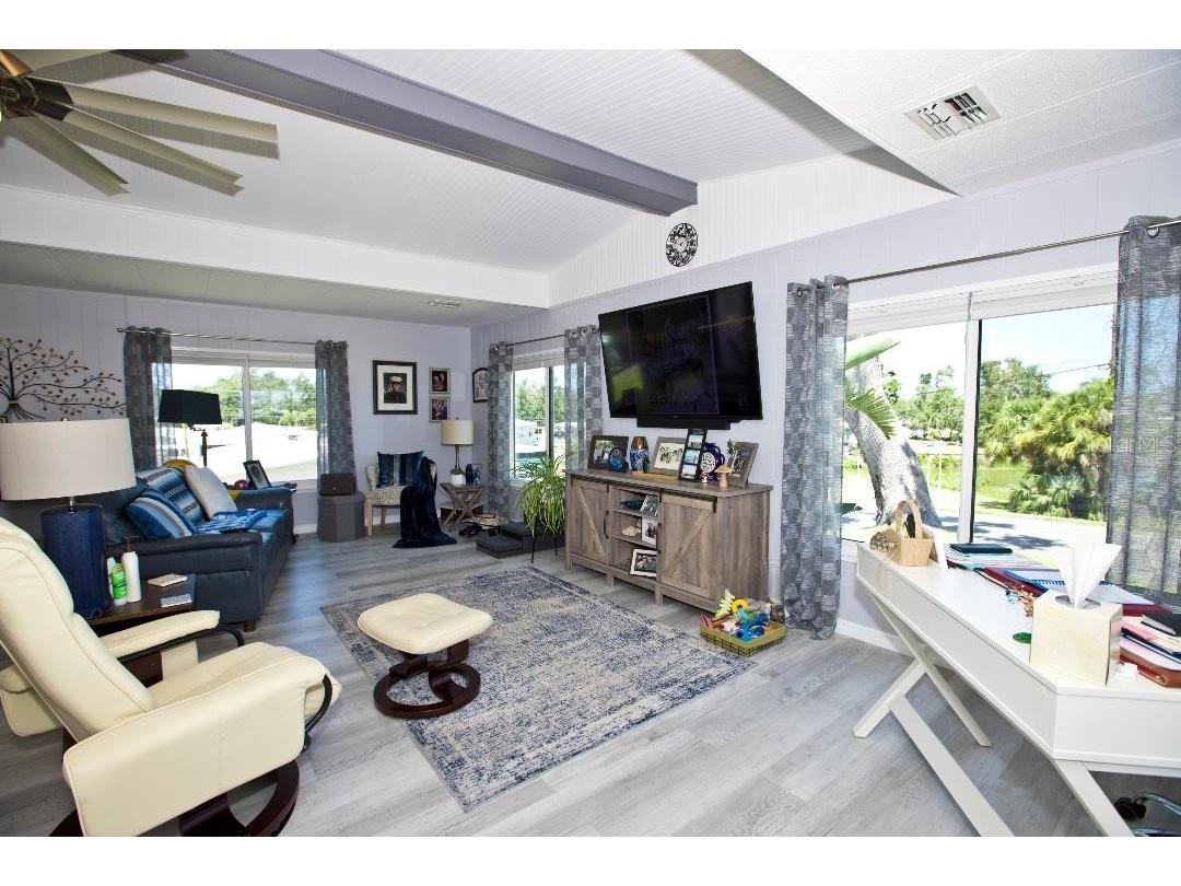 4111 E 13th Street E Ellenton FL 34222 A4650987 image8