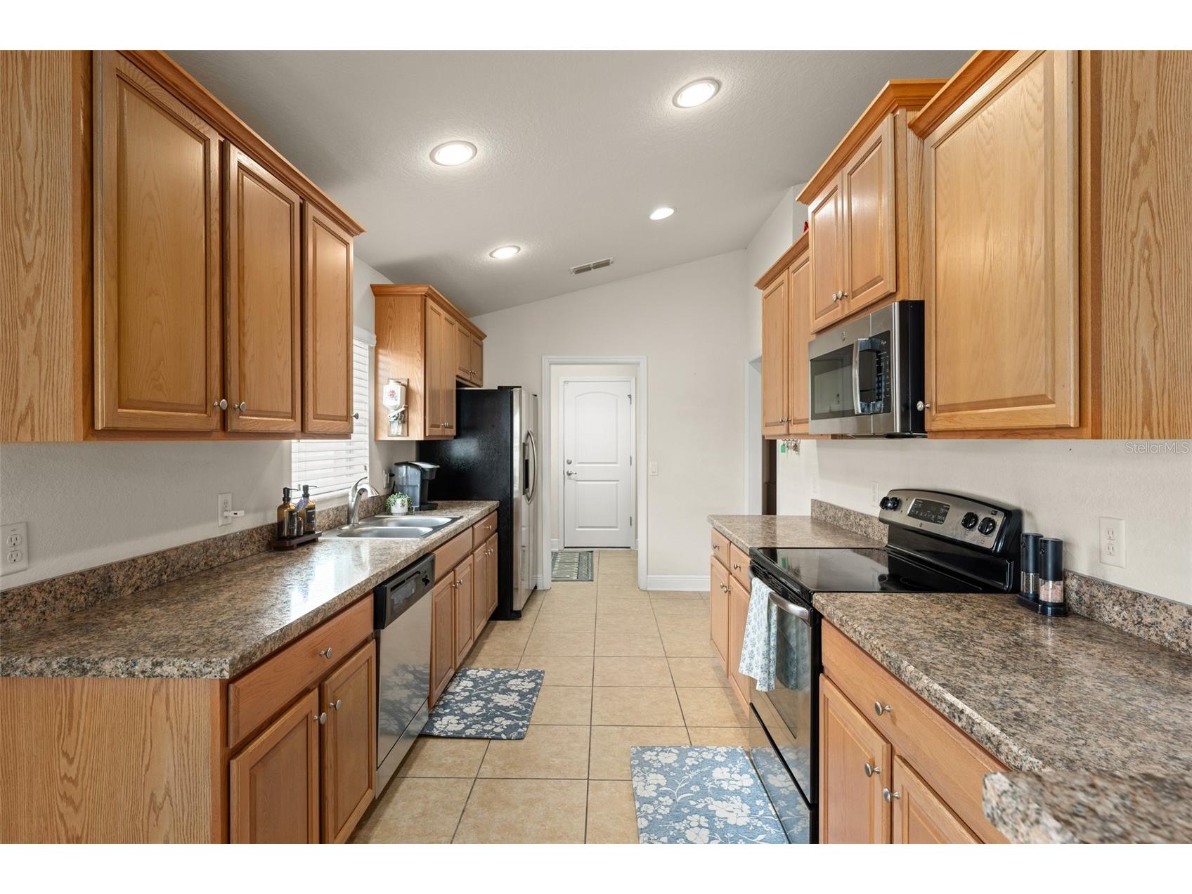 4111 Island Lakes Drive Winter Haven FL 33881 - LAKE ROCHELLE O6411190 image16