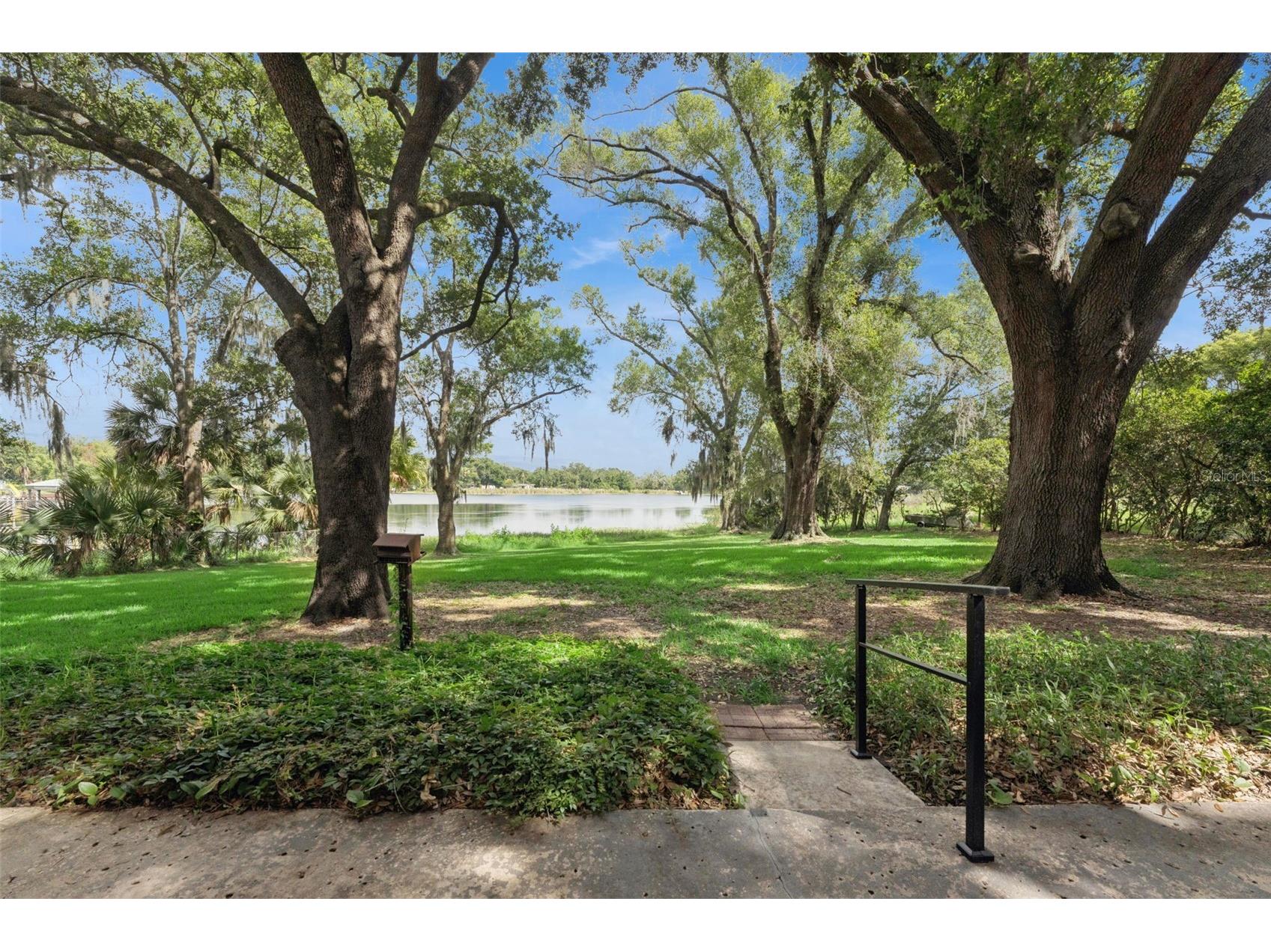 4111 Lake Lockhart Drive Orlando FL 32810 - LAKE LOCKHART O6404177 image4