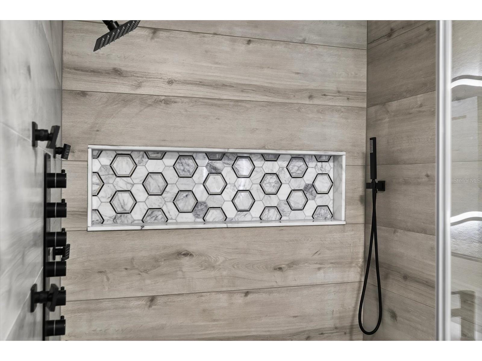 4111 Marine Parkway New Port Richey FL 34652 - GULF W7882480 image43