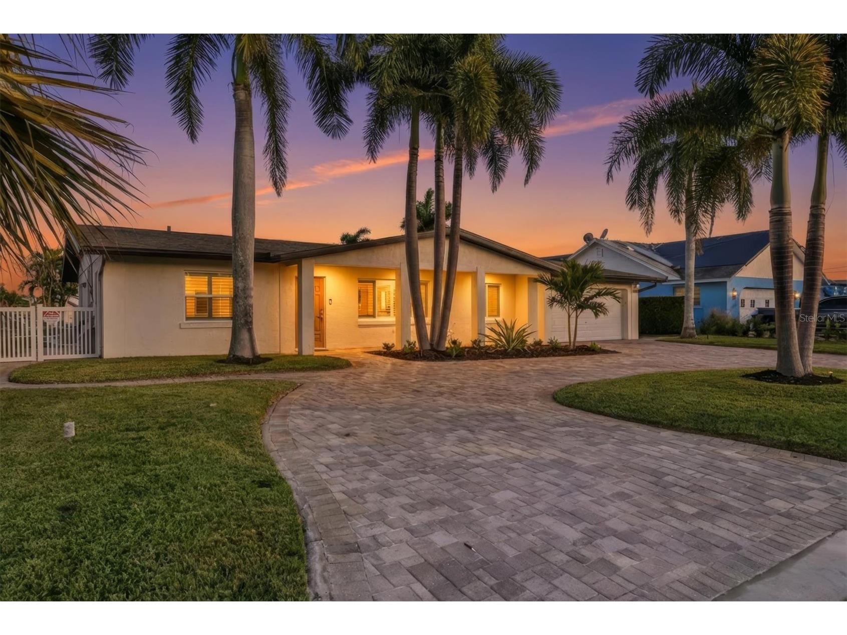 4111 Plumosa Terrace Bradenton FL 34210 - PALMA SOLA BAY A4679308 image2