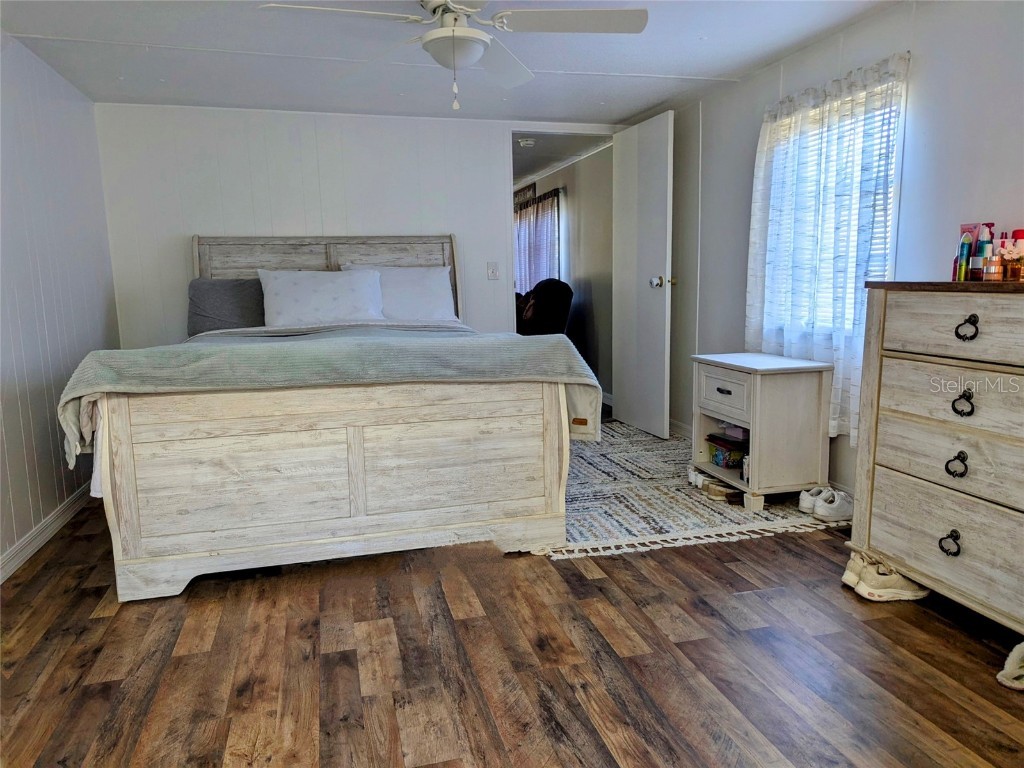 4111 Woodland Circle Deland FL 32724 V4940723 image17