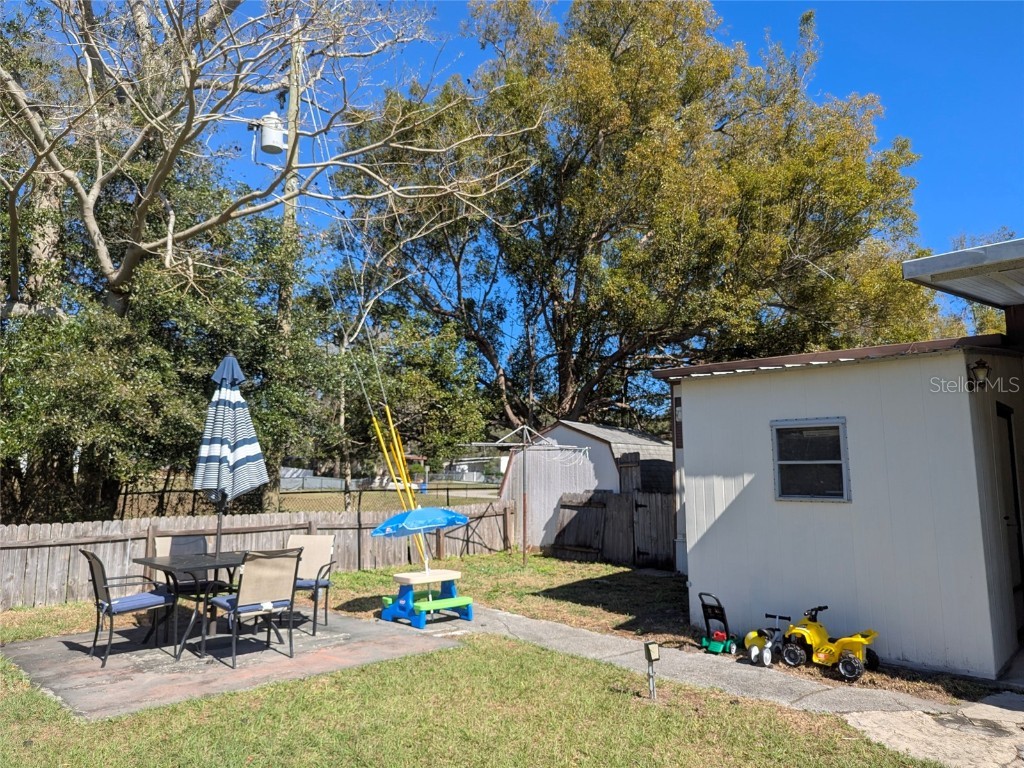 4111 Woodland Circle Deland FL 32724 V4940723 image26