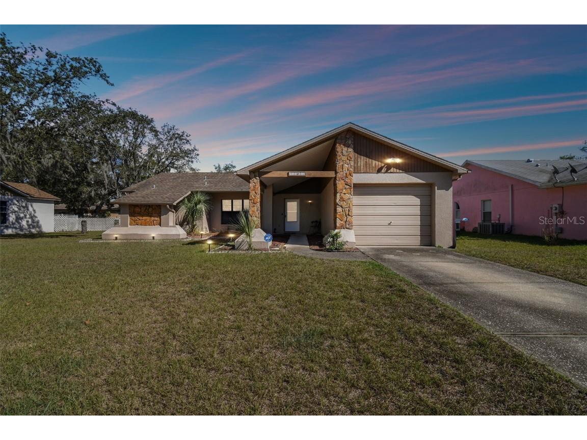 4112 Glade Road Spring Hill FL 34606 W7859362 image1