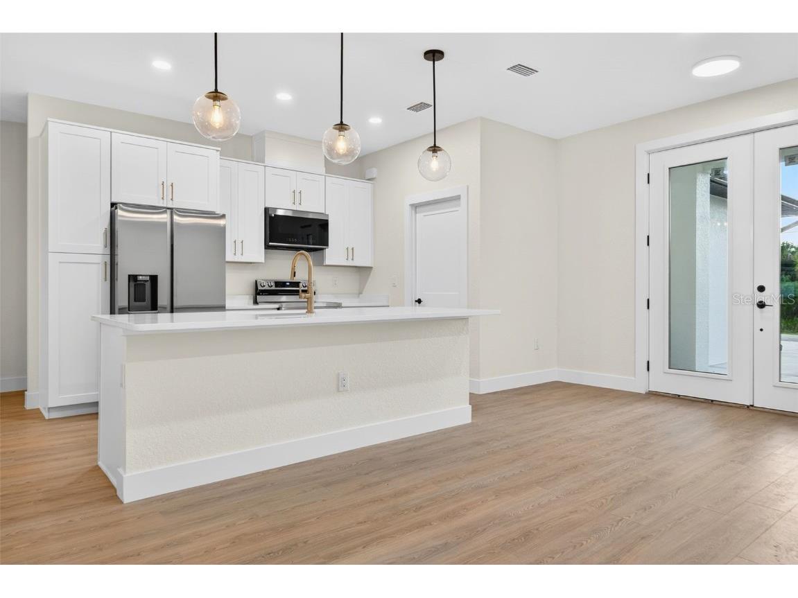 4112 Pawtucket Street North Port FL 34286 A4659170 image16